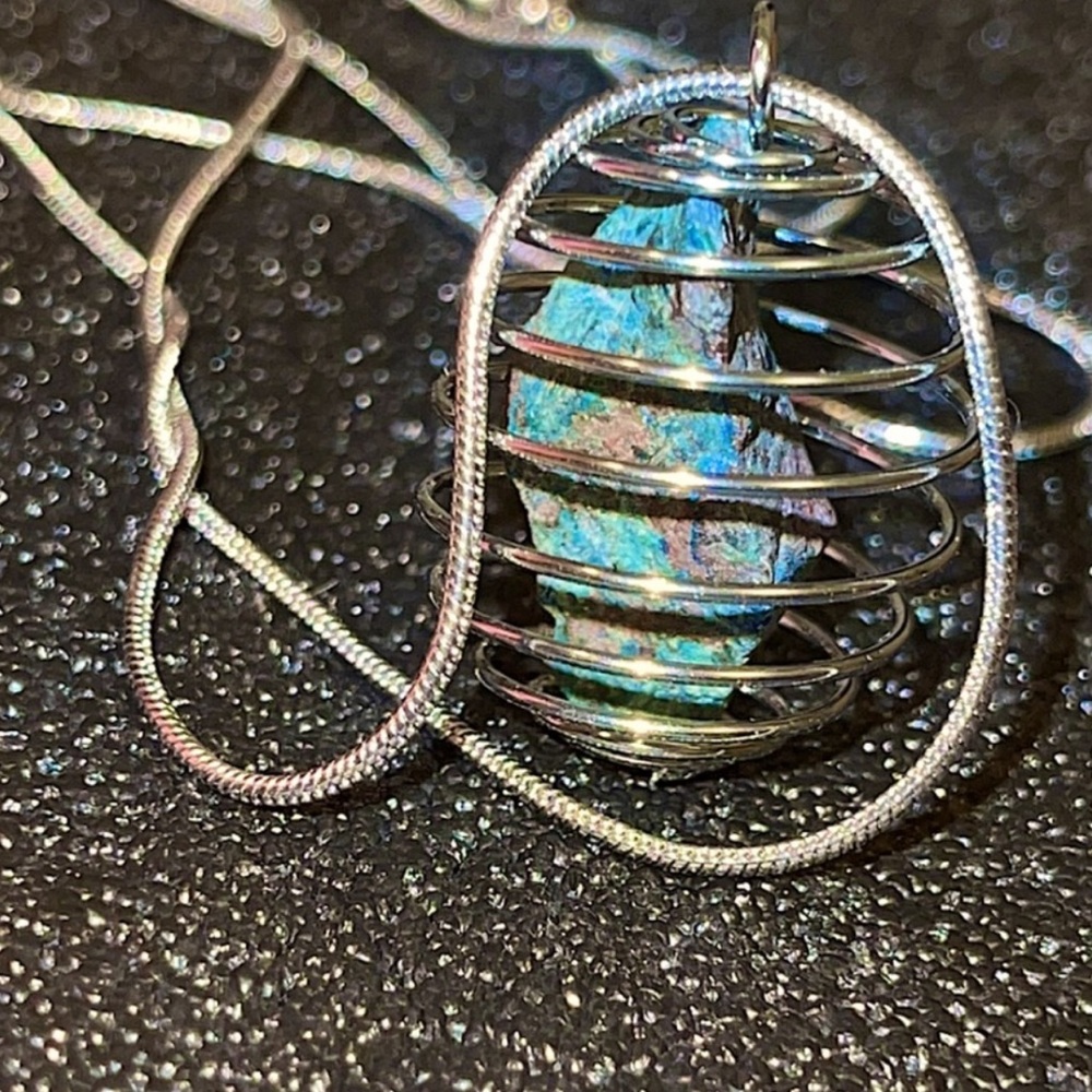 💙 BOGO 💙 Rough Caged AuthetntucmmChrysocolla, Azurite & Malachite w/ Chain